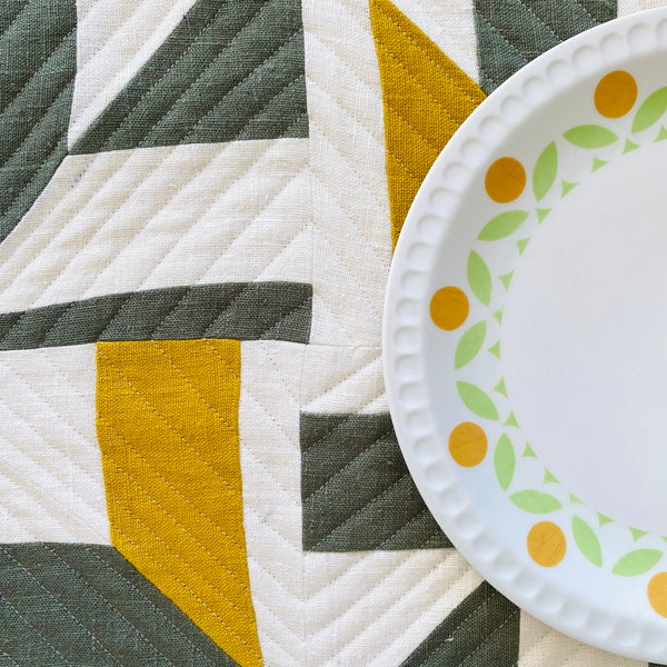 conjunto de individuais em Linho branco e colorido