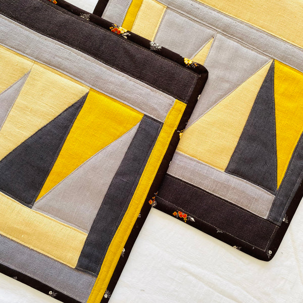 conjunto de individuais em Linho castanho e amarelo