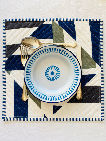 conjunto de individuais em Linho branco e colorido