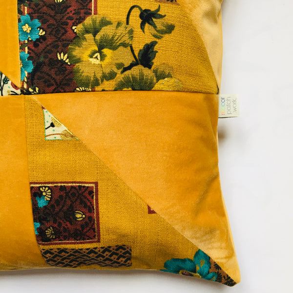 Almofada de veludo e tecido florido - amarelo