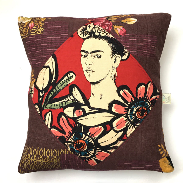 Almofadas Frida Kahlo "Retrato" cor de vinho