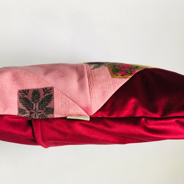Almofada de veludo e tecido florido - Rosa
