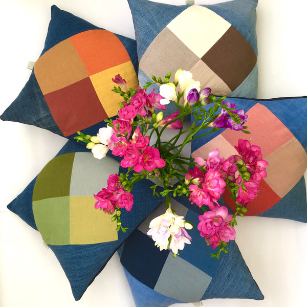 Almofadas de patchwork "quadrados coloridos"