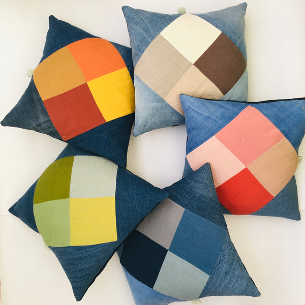 Almofadas de patchwork "quadrados coloridos"