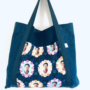 Saco de ganga "Frida Kahlo" azul escuro (bolso fundo azul)
